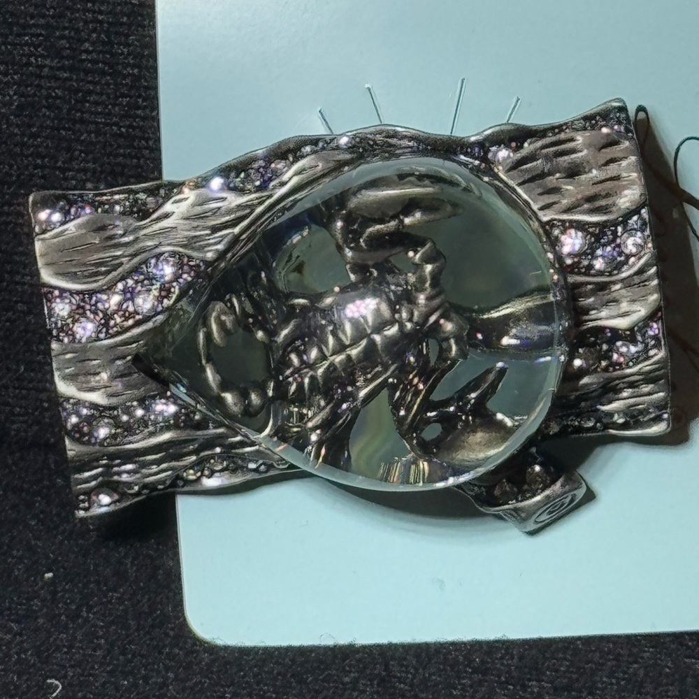 and Lovey’s Sparkling Log Brooch